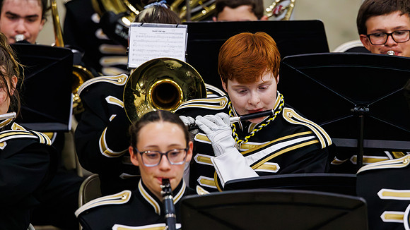 SHS Fieldhouse Concert-005
